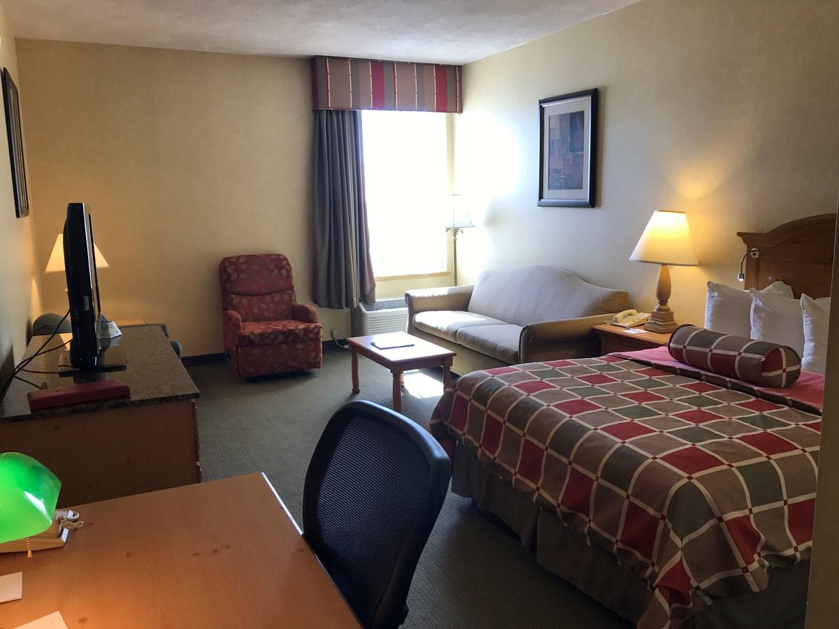 Best Western PLUS Revere Inn & Suites - thumb 16
