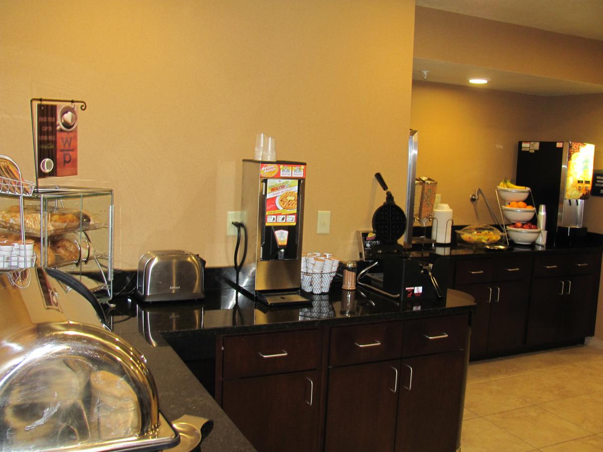 Cobblestone Inn And Suites - Ambridge - thumb 16
