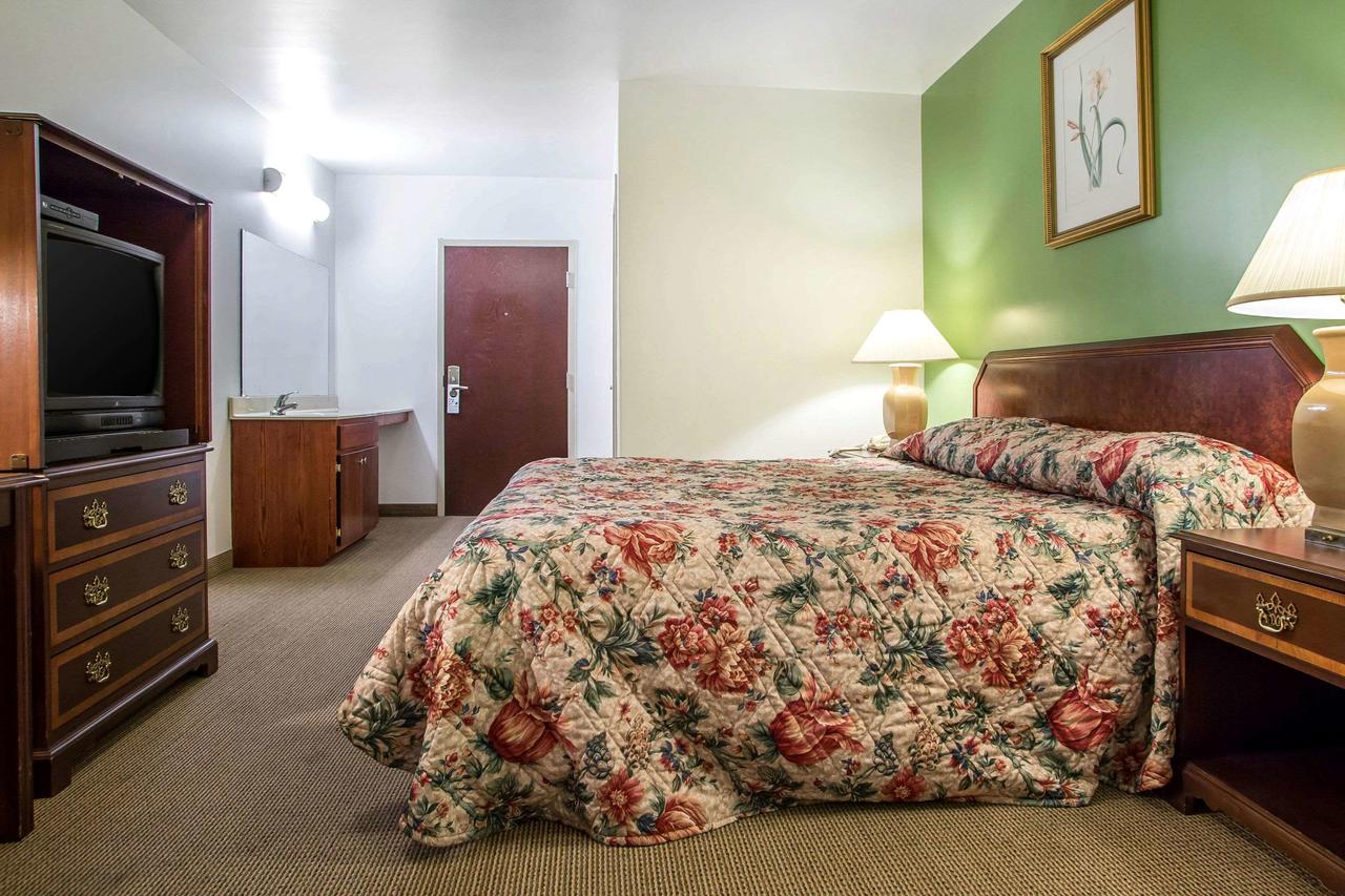 Rodeway Inn Paradise - thumb 14