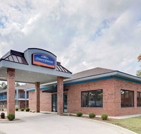 Howard Johnson by Wyndham Florence - Accommodation Los Angeles