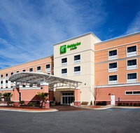 Holiday Inn Hotel & Suites Beaufort at Highway 21 - Accommodation Los Angeles