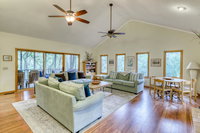 70 Spotted Sandpiper Accommodation Los Angeles