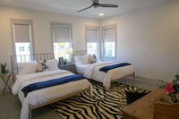 Alloy 376-7 Accommodation Los Angeles