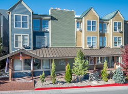 Sweetwater Lift Lodge