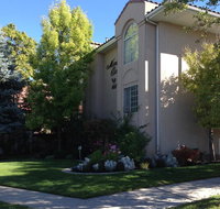 Monaco Court Apartments - Accommodation Los Angeles