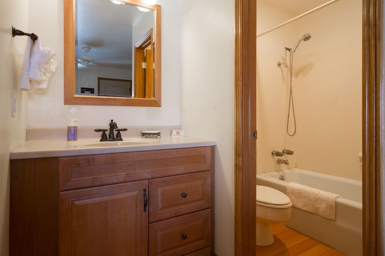 2 Br Across From Park City Canyons Village Views! - thumb 12