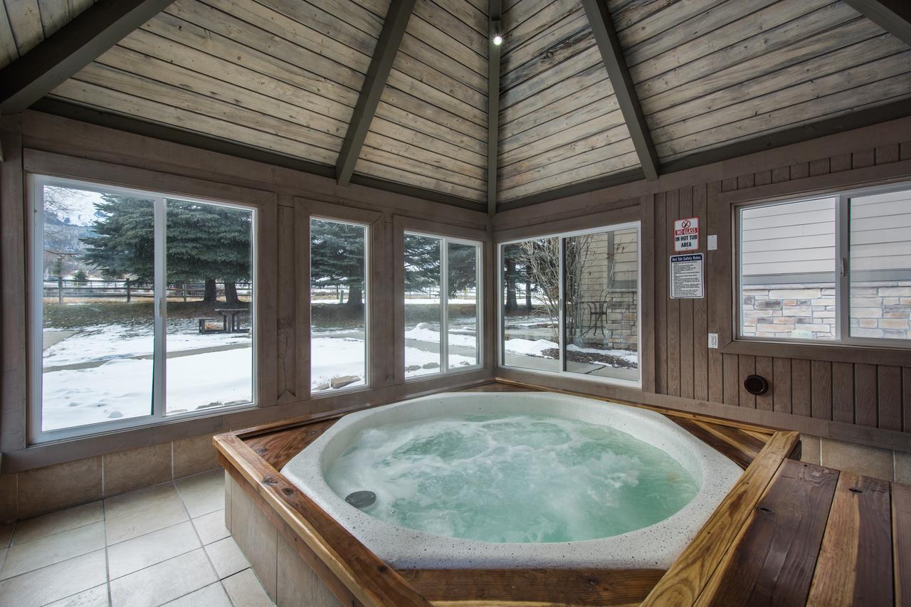 2 Br Across From Park City Canyons Village Views! - thumb 2