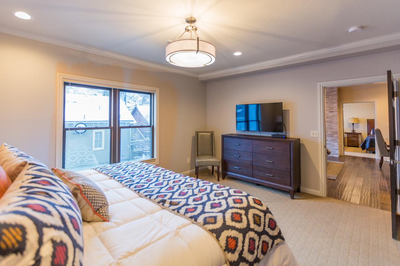 Abode On Lower Main - thumb 2