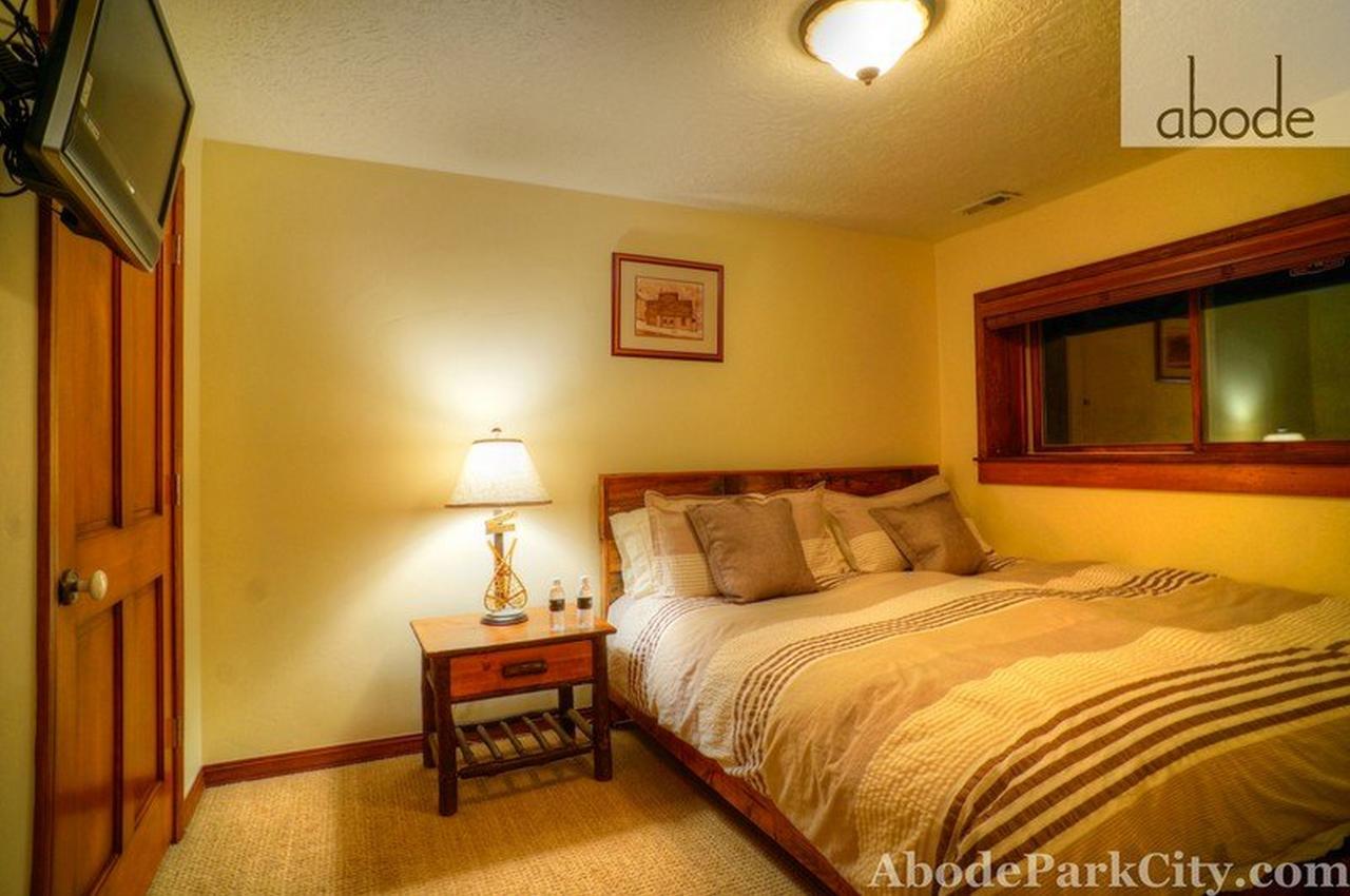 Abode Off Main 937 - thumb 5