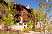 Abode on Empire Pass Accommodation Los Angeles