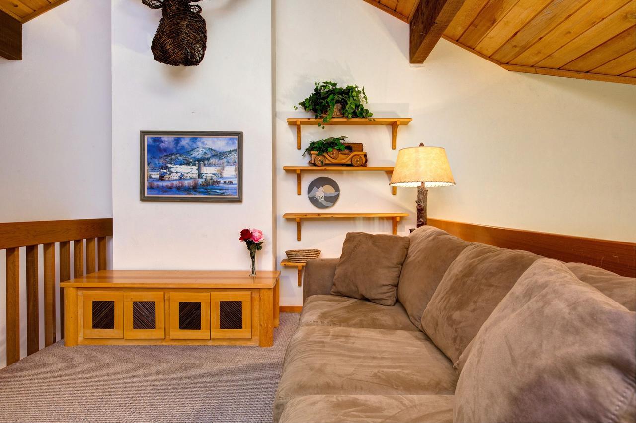 Abode On Ridgepoint - thumb 12