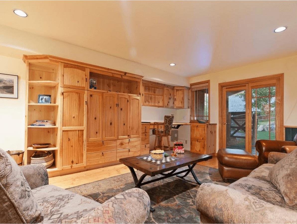 Abode At Gamble Oak In Solamere - thumb 9