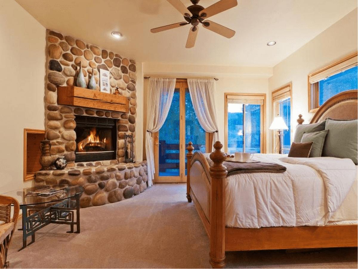 Abode At Gamble Oak In Solamere - thumb 0