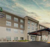 Holiday Inn Express  Suites - King George - Dahlgren - Accommodation Los Angeles