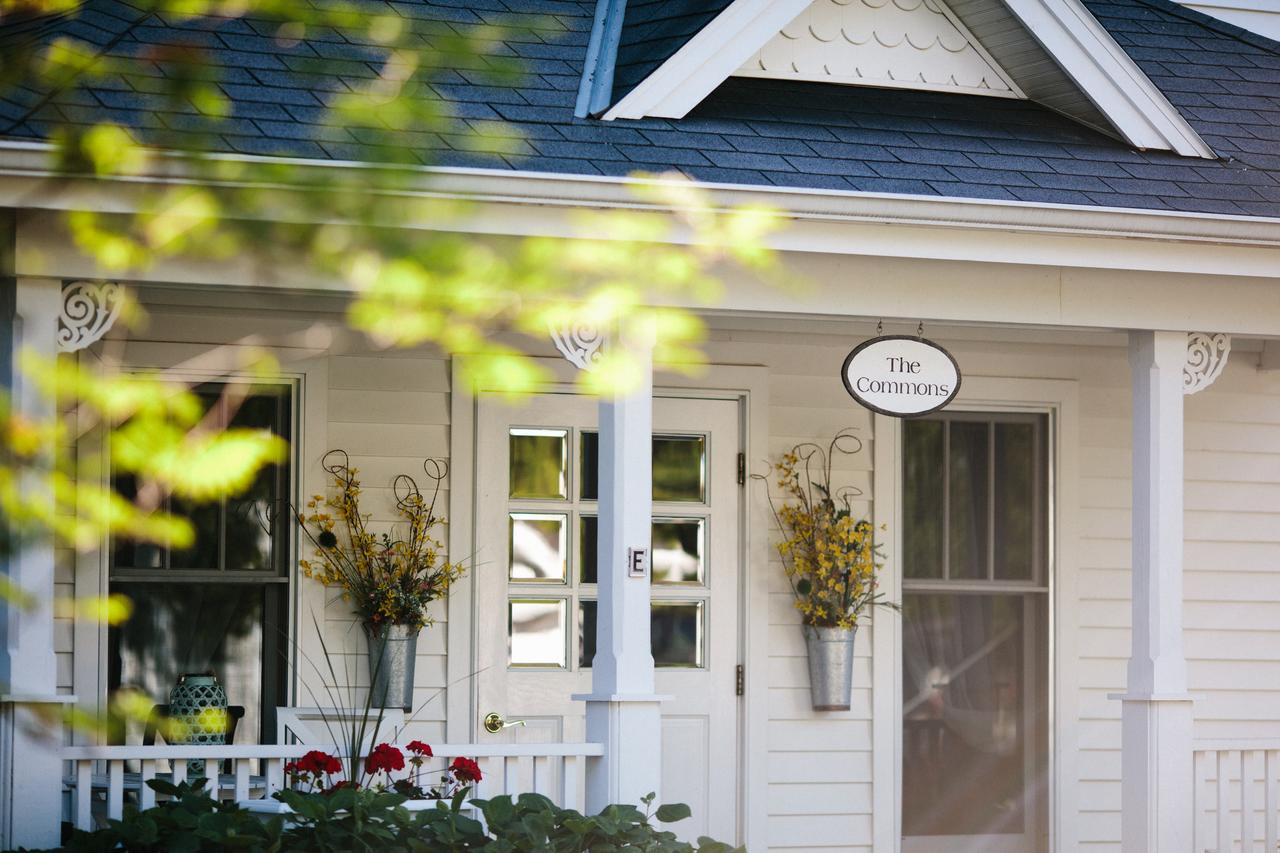 Eagle Harbor Inn - thumb 10