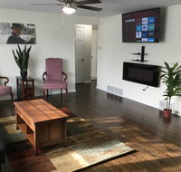 Hollywood Great Lakes Naval Grad - Sleeps 10 - Accommodation Los Angeles