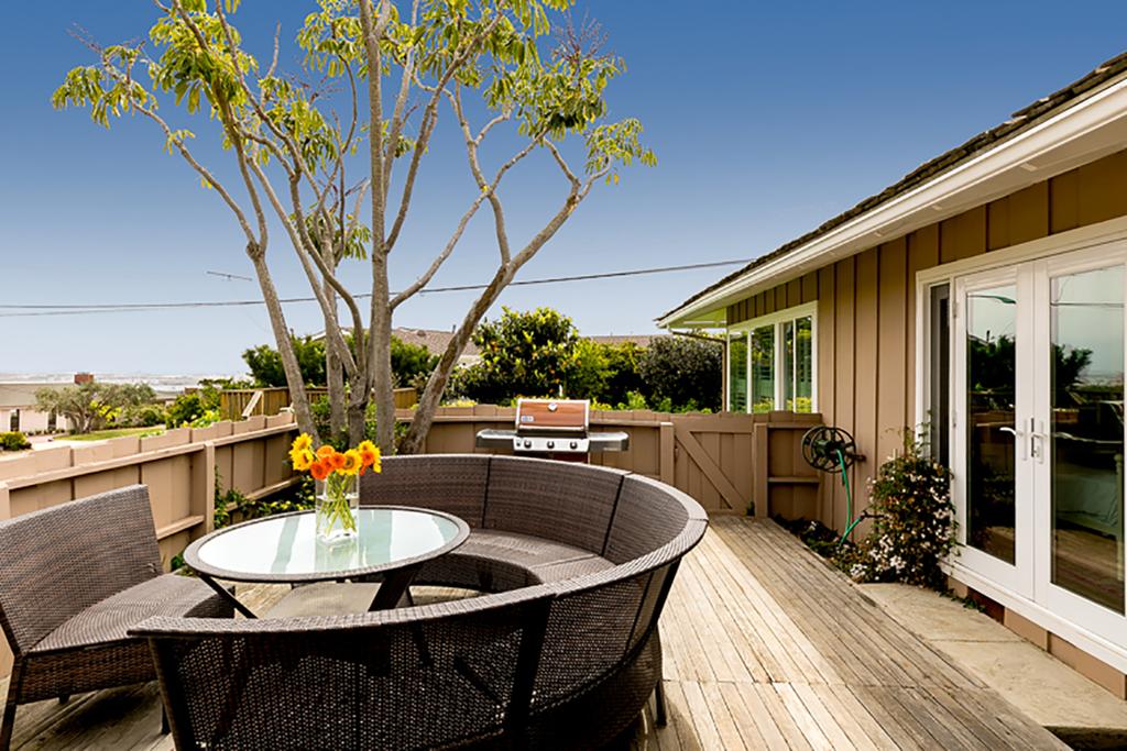 1402 - Point Loma Perch Four-Bedroom Holiday Home - thumb 1