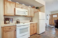 1711 Accommodation Los Angeles