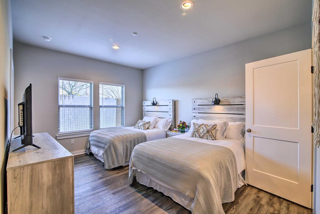 '303 Wine Down,' Hill Country Home - 1Mi To Winery! - thumb 0