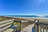 'West of the Moon' Ocean Apt with Beach Access Accommodation Los Angeles