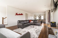 10 Bed 4 Story Rooftop Home Minutes to Broadway Accommodation Los Angeles