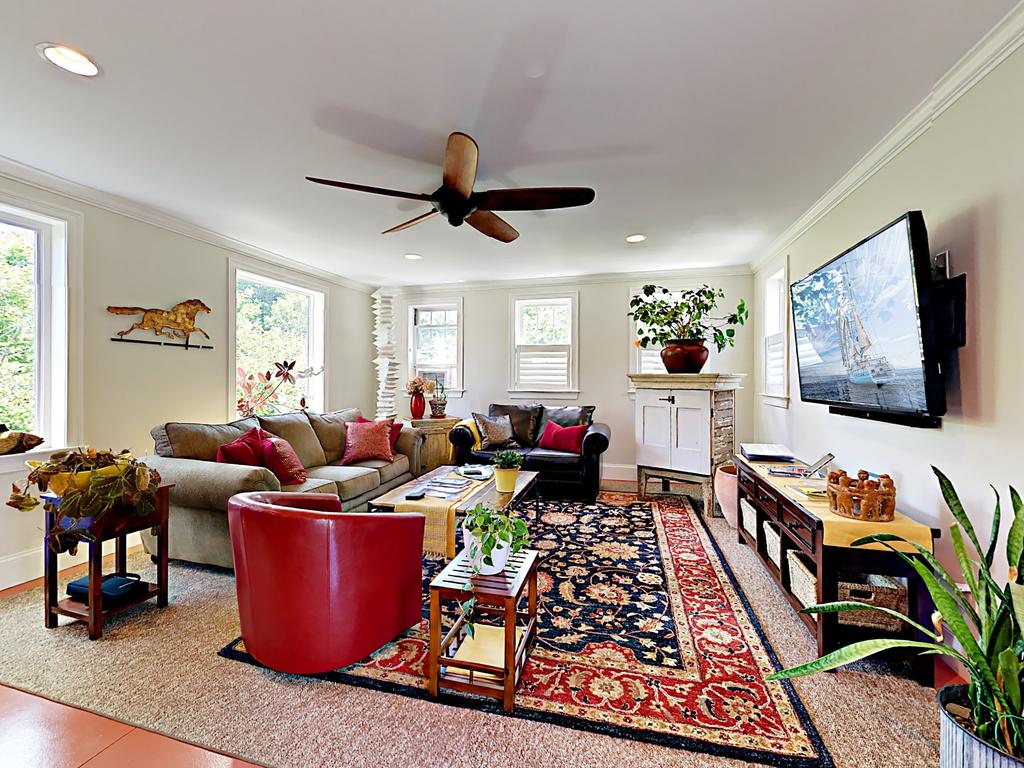 10 Ocean Street Cottage - thumb 0