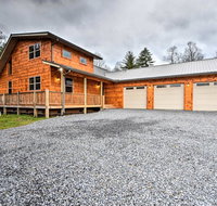 10-Acre Nature Lovers Retreat w/ Creek  Trails - Accommodation Los Angeles