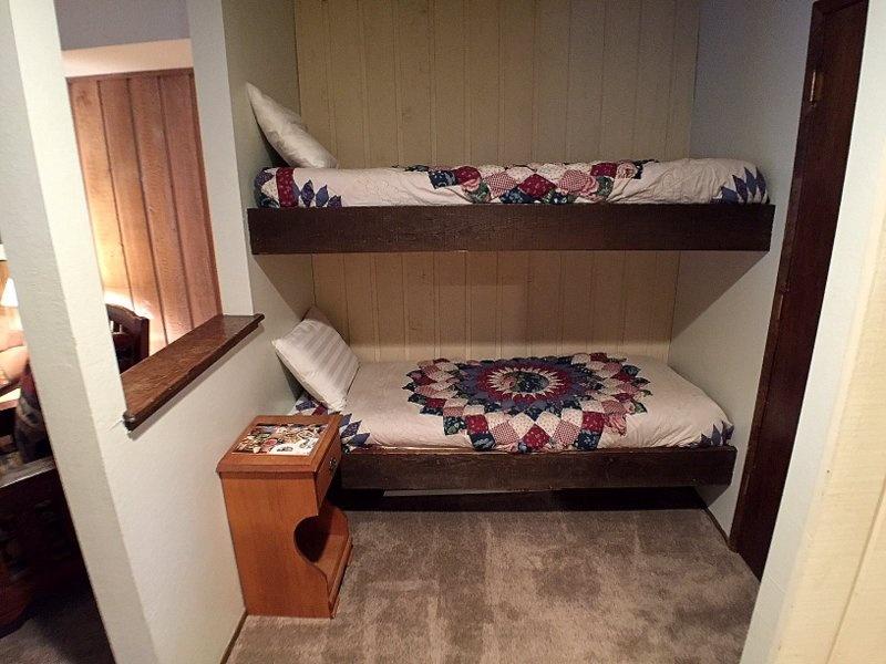 107 Standard Condo - thumb 2