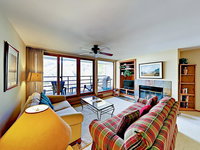 1100 N Frontage Rd Condo Unit W 2305 Accommodation Los Angeles