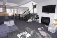 115 Martingale Pl Accommodation Los Angeles