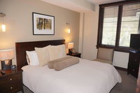 120 Carriage Way Accommodation Los Angeles