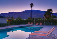 2 Pools So Cool Accommodation Los Angeles