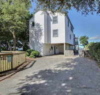 2015 - Makai - Accommodation Los Angeles