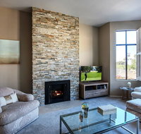 3706 Carmel Hideaway - Accommodation Los Angeles