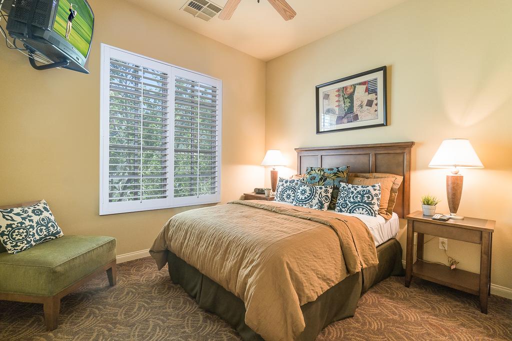 48756 Legacy Drive Condo - thumb 2
