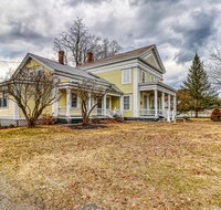 6 Bed 5 Bath Holiday home in Lake GeorgeAdirondack - Accommodation Los Angeles