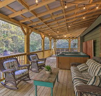 8-Acre North Georgia Mountain Retreat with Creek - Accommodation Los Angeles