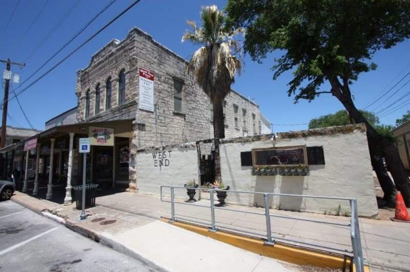 A.L. Patton Hemingway Upstairs Suite Home - thumb 1