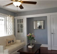 Adorable Craftsman Close to Downtown plus Parking - Accommodation Los Angeles