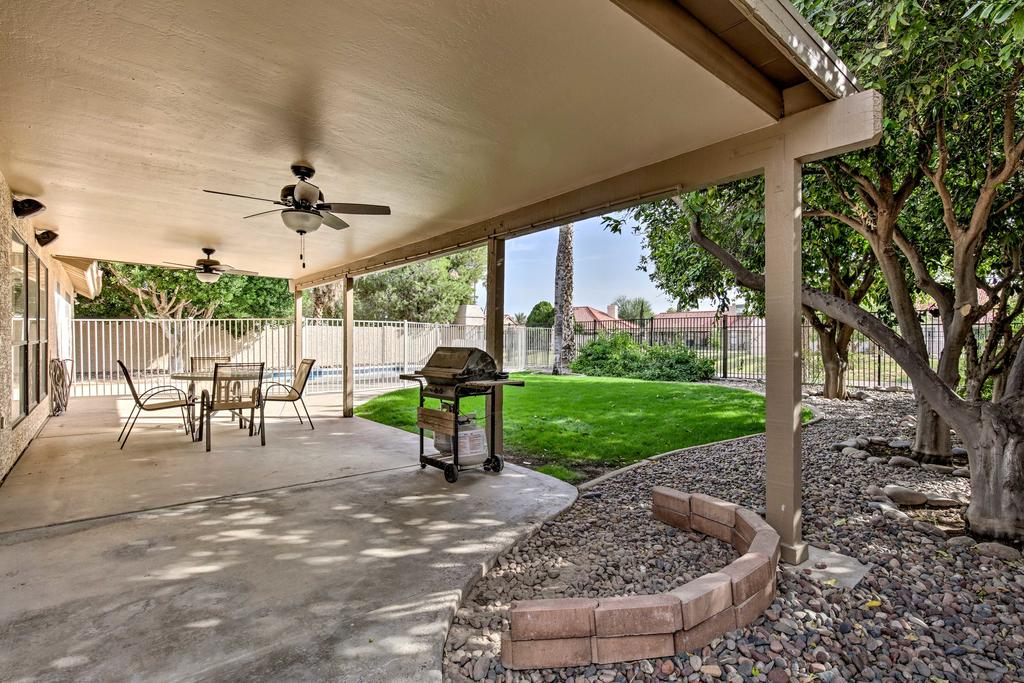 All-Season Abode With Pool And BBQ - Hike, Swim And Golf! - thumb 2