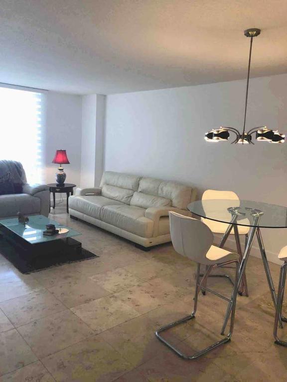 Amazing Apartment At Brickell Club - thumb 3
