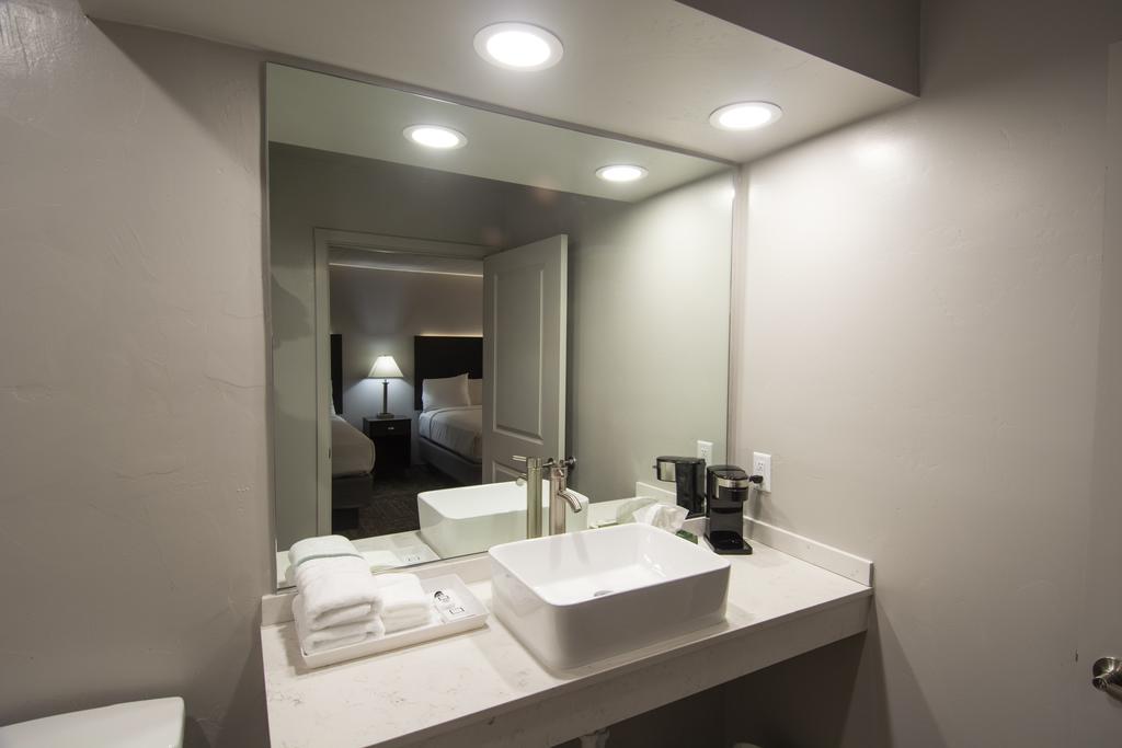 Americana Modern Hotel - thumb 2