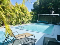 Aventura West - Entire House  Huge Private Pool Accommodation Los Angeles