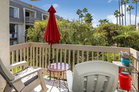 B215 - Garden Retreat Accommodation Los Angeles