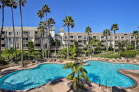 Beachfront Oceanside Condo with Pool  Hot Tub Accommodation Los Angeles