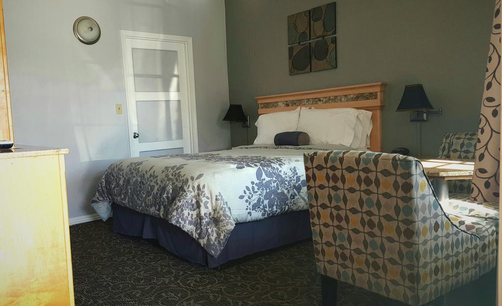 Best Budget Inn Fresno - thumb 2