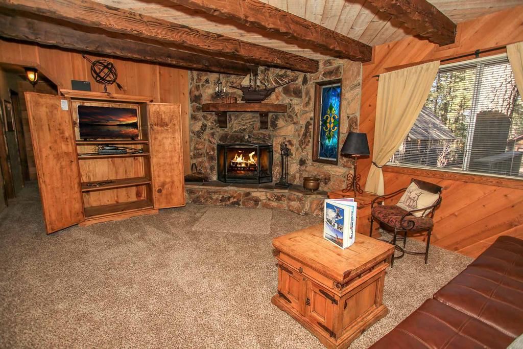 Bravo Big Bear Lodge Two - thumb 3