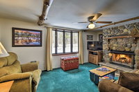 Pound Wi Accommodation Los Angeles