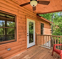 Cabin with Fire Pit - 8 Mi to Murphy River Walk - Accommodation Los Angeles