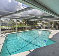 Canalfront Home with DockPool 5 Mi to Ft Myers - Accommodation Los Angeles